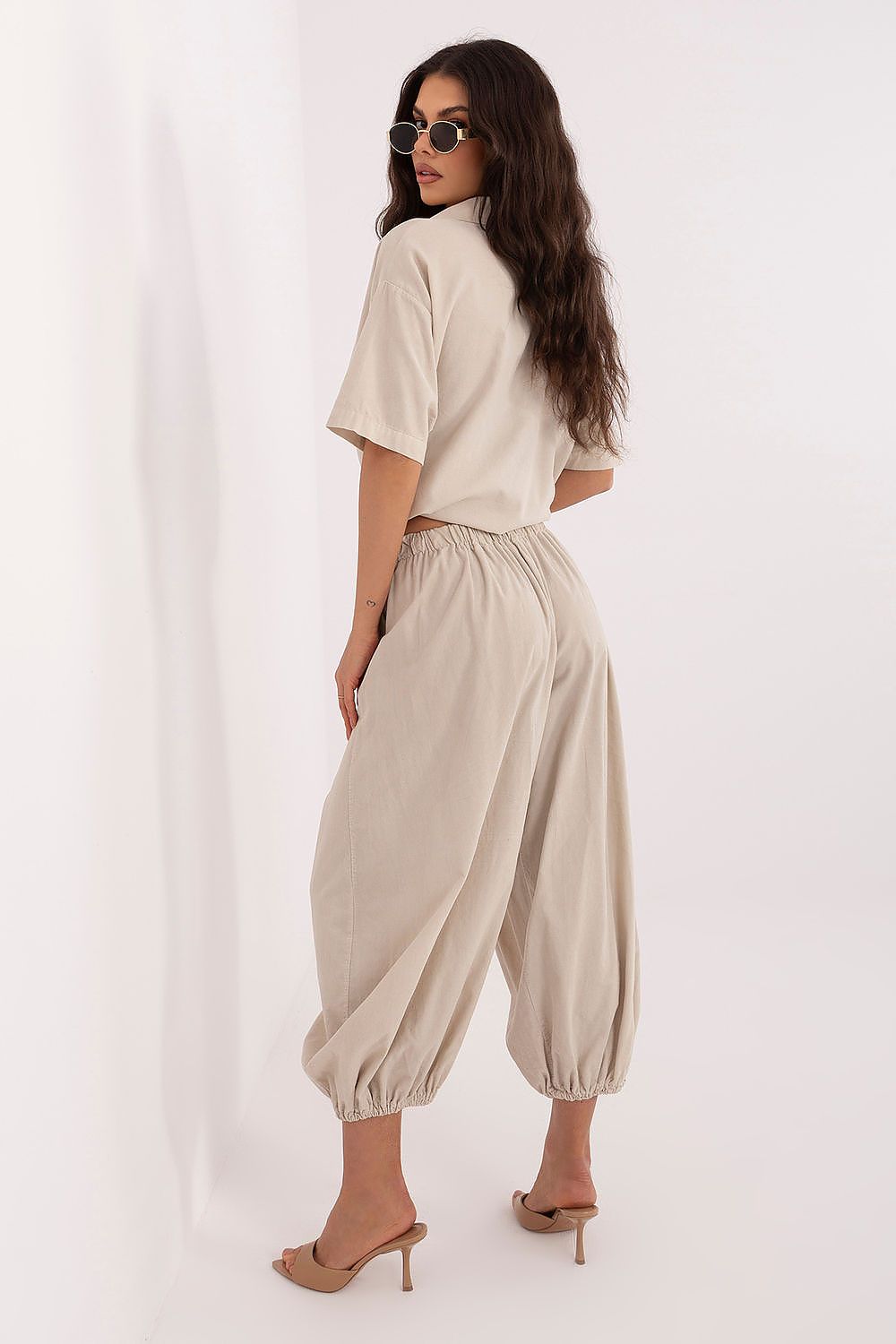  Kordėtinės kelnės model 226233 Italy Moda 