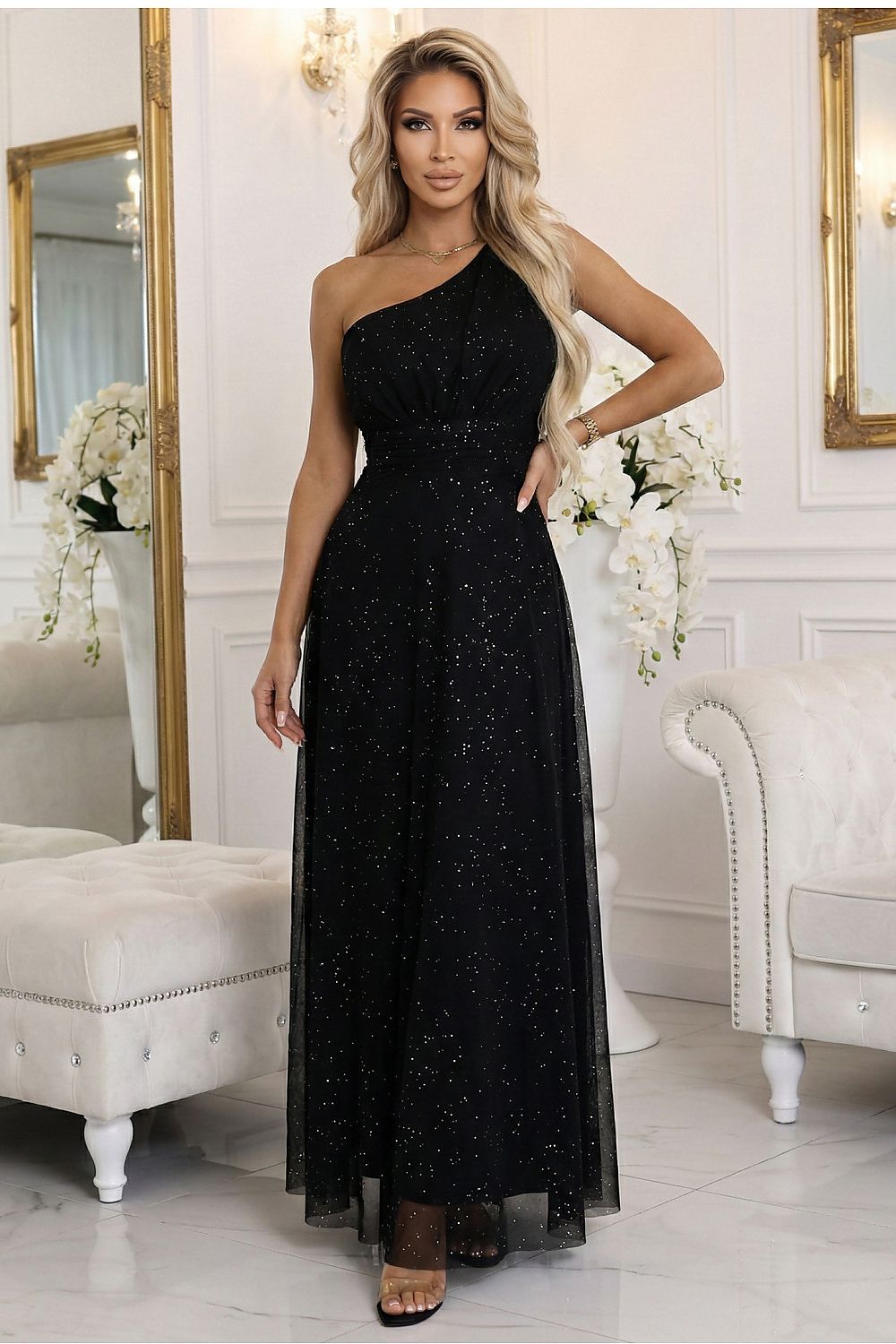 Elegantiška ilga vieno peties suknelė