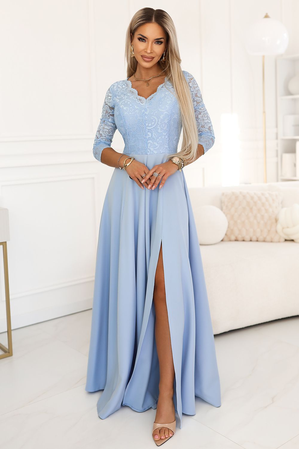Elegantiška mėlyna ilga suknelė