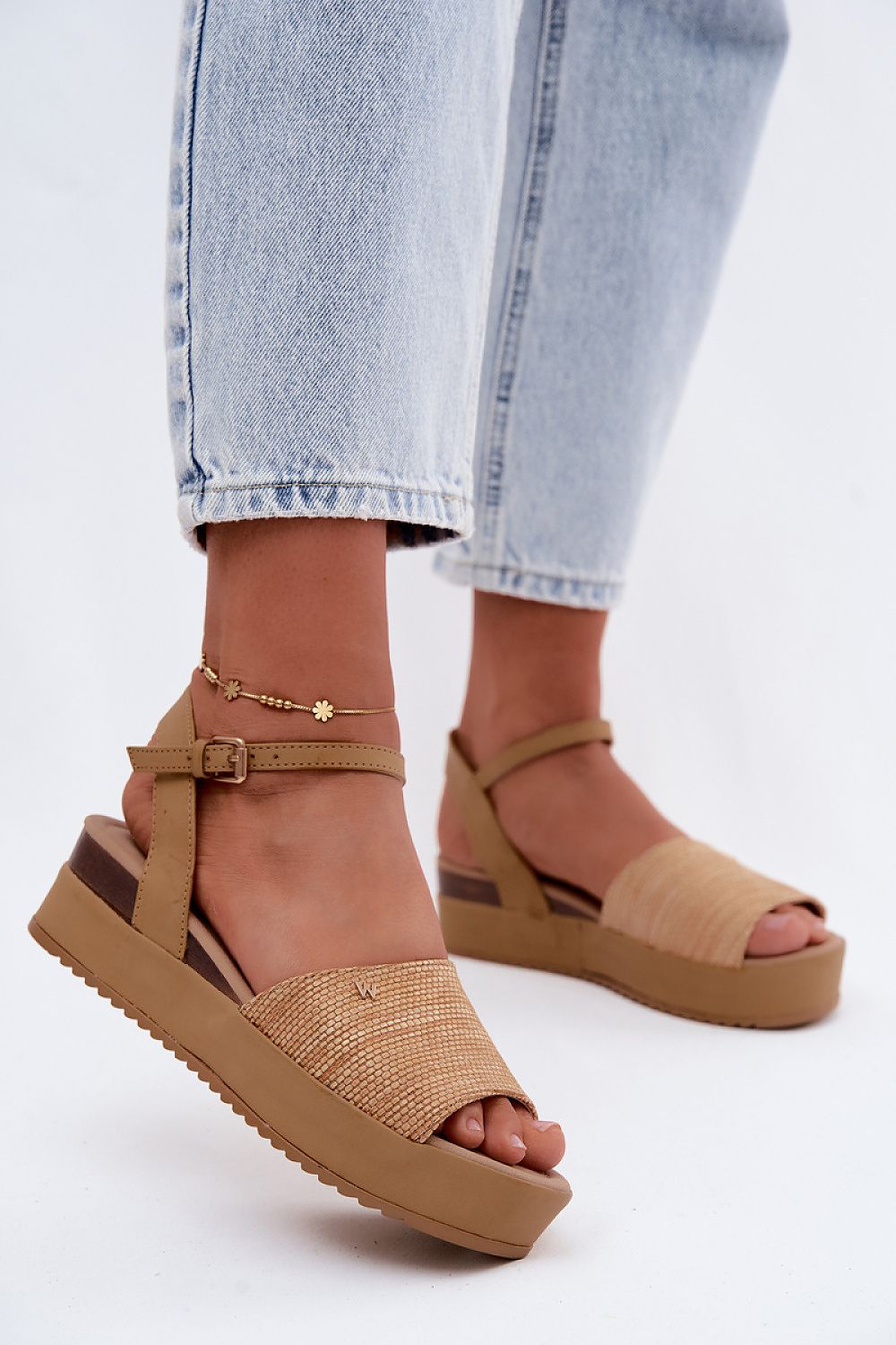 Women's platform sandals - sand