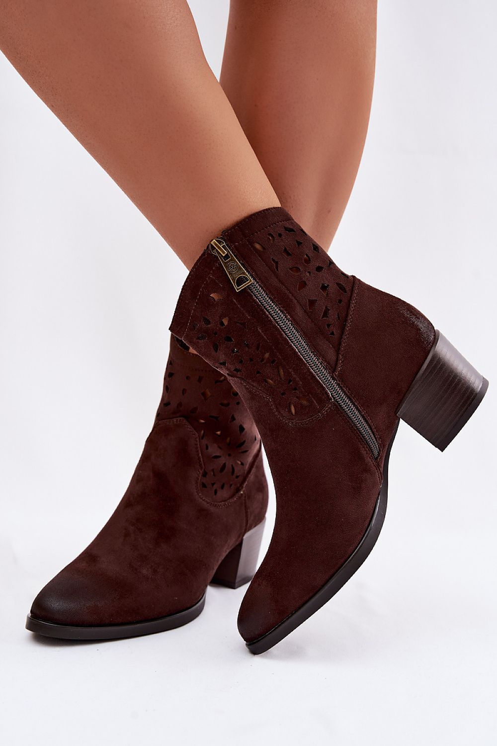  Batai su kulnu model 230938 Step in style 
