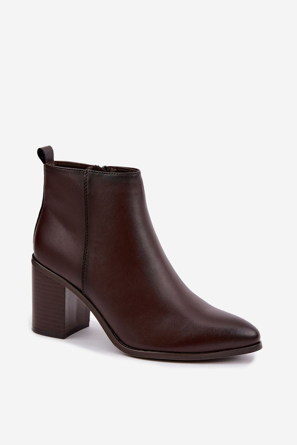  Batai su kulnu model 231193 Step in style 