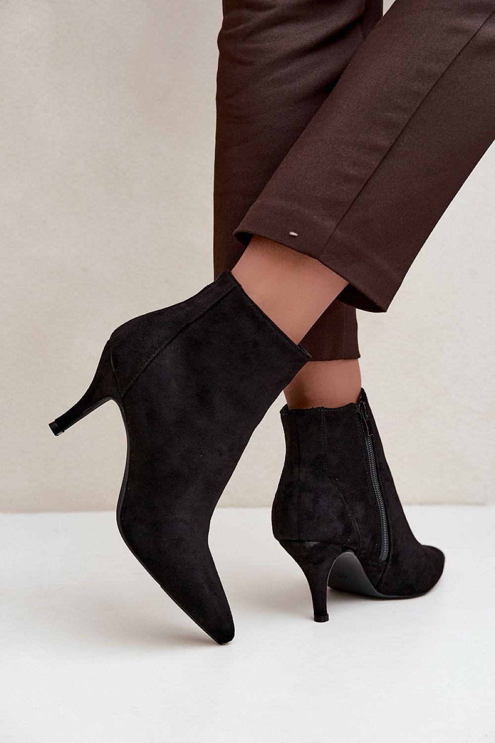  Batai su kulnu model 232640 Step in style 